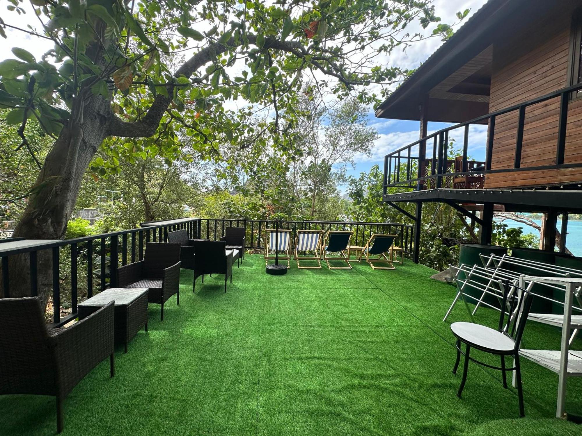 Sweed Dee Seaview Hostel 皮皮岛 外观 照片